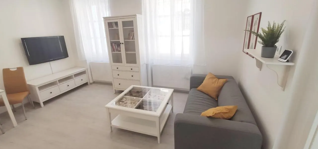 Gemuetliche Zweiraumwohnung In Ruhelage Wiedeń